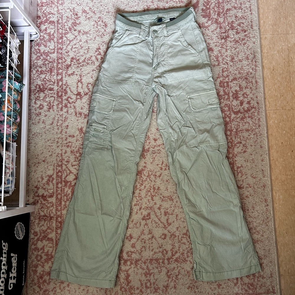 American Eagle cargo pants